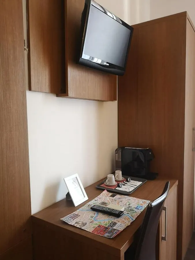 Rome Travellers Hotel