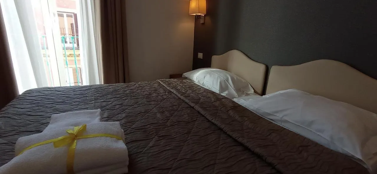 Rome Travellers Hotel