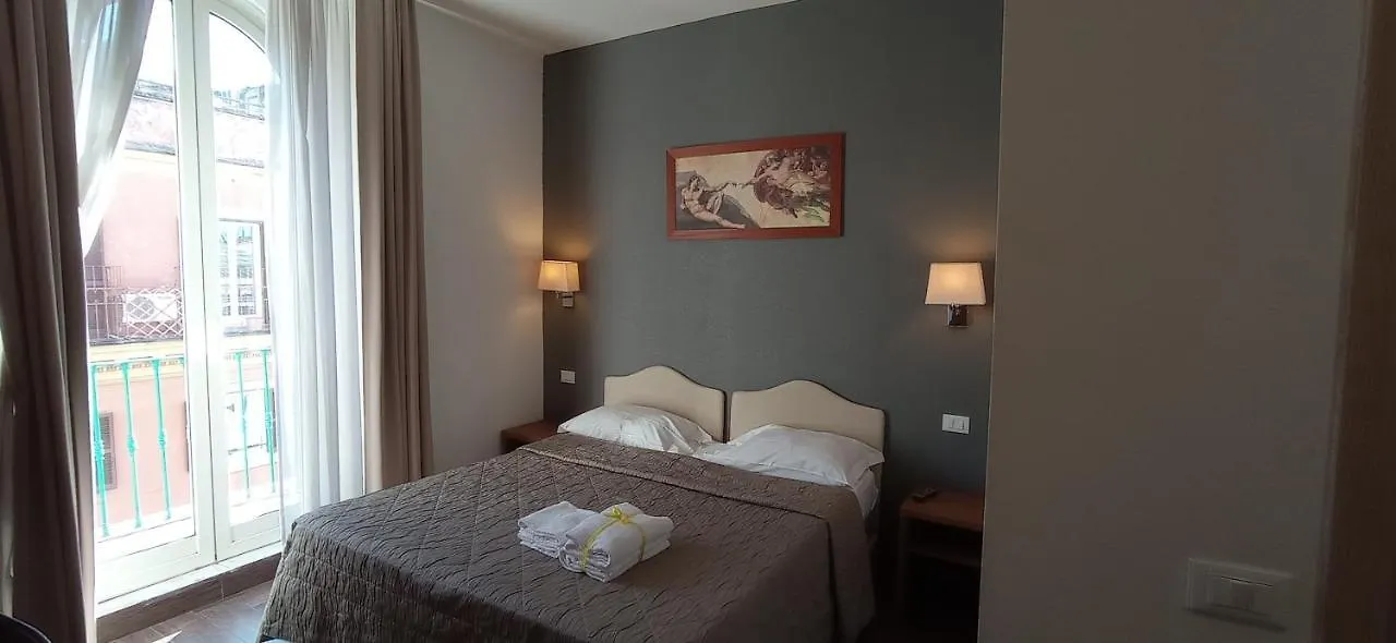 Rome Travellers Hotel 2*,
